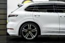 Porsche Cayenne 958 Upgrade 9Y0.2 SD Style Body Kit Front Bumper Rear Trunk Rear Bumper HeadLight TailLight Rear HeadLight Cover Fender Widening